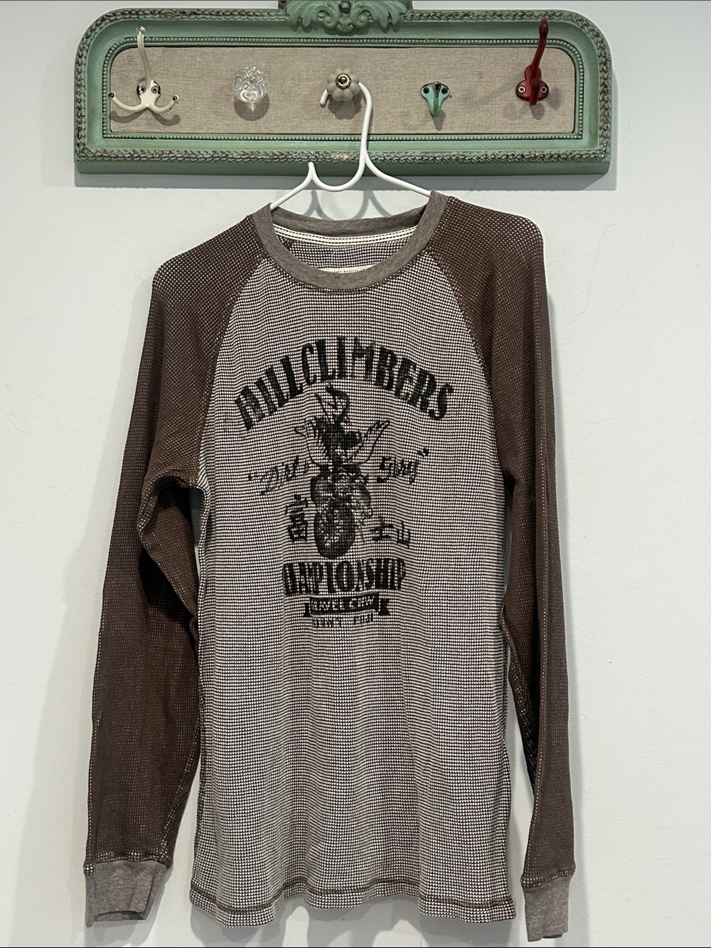 Lucky Brand Brown Beige Long Sleeve Raglan waffle knit hill climbers Graphic Tee